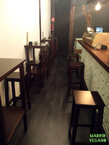 Escafandra, una taberna vegana en Chamberí
