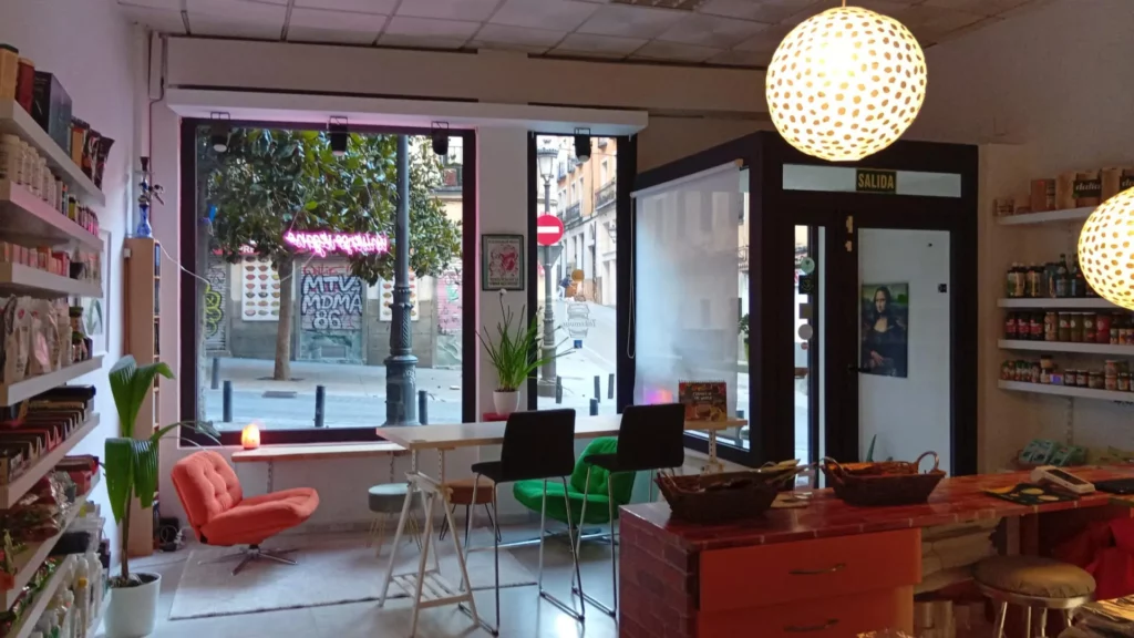 Universo Vegano. Tienda vegana en Lavapiés