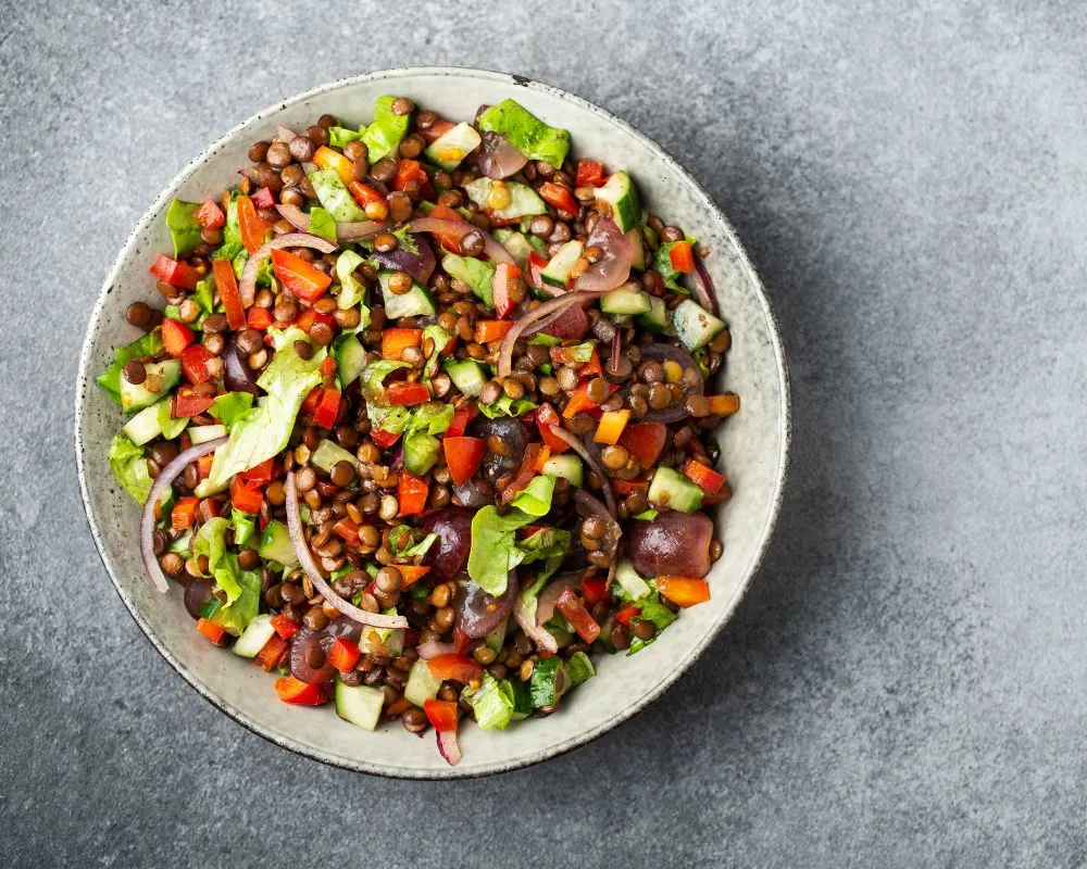 5 ensaladas con frutas de verano y muy completas