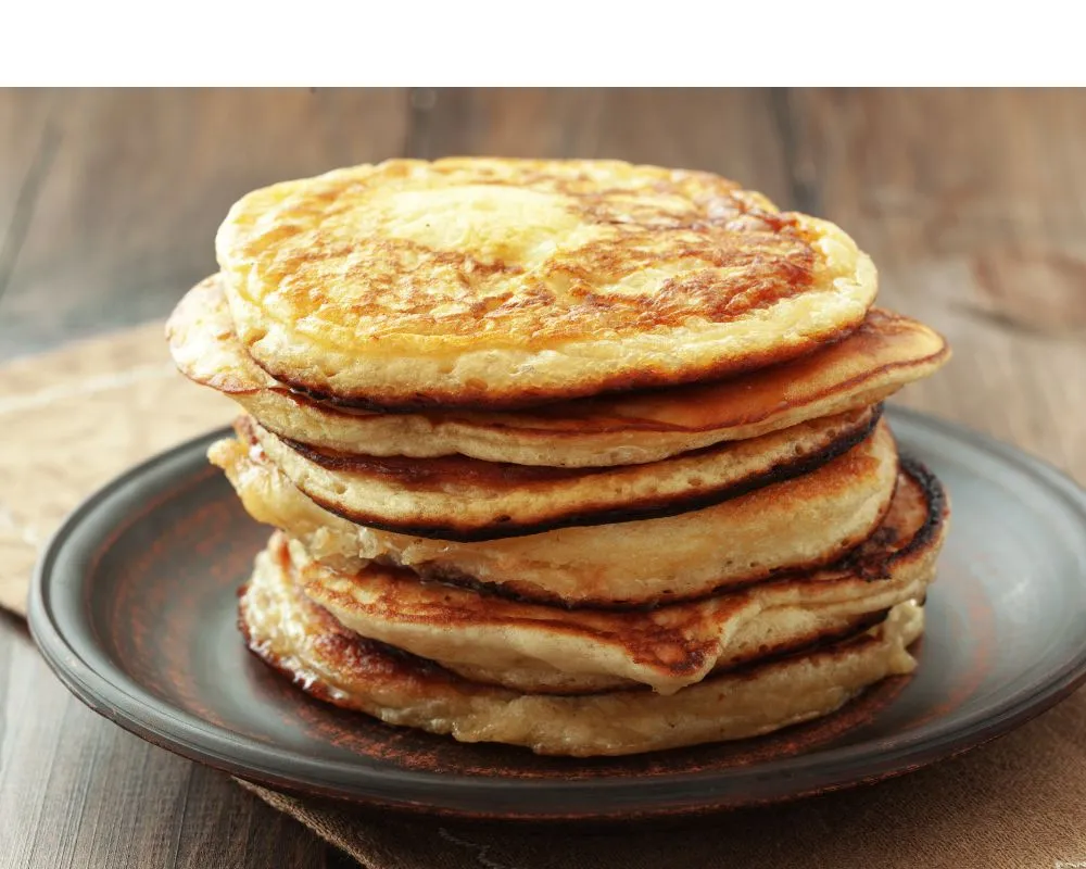 Tortitas veganas de plátano y canela: fáciles y esponjosas