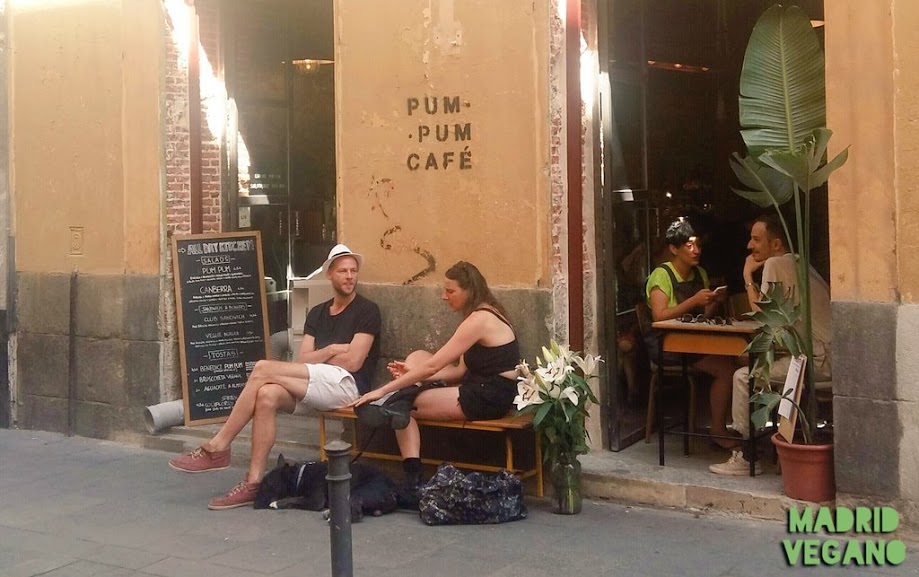 Pum Pum Café, un moderno café vegetariano en Lavapiés