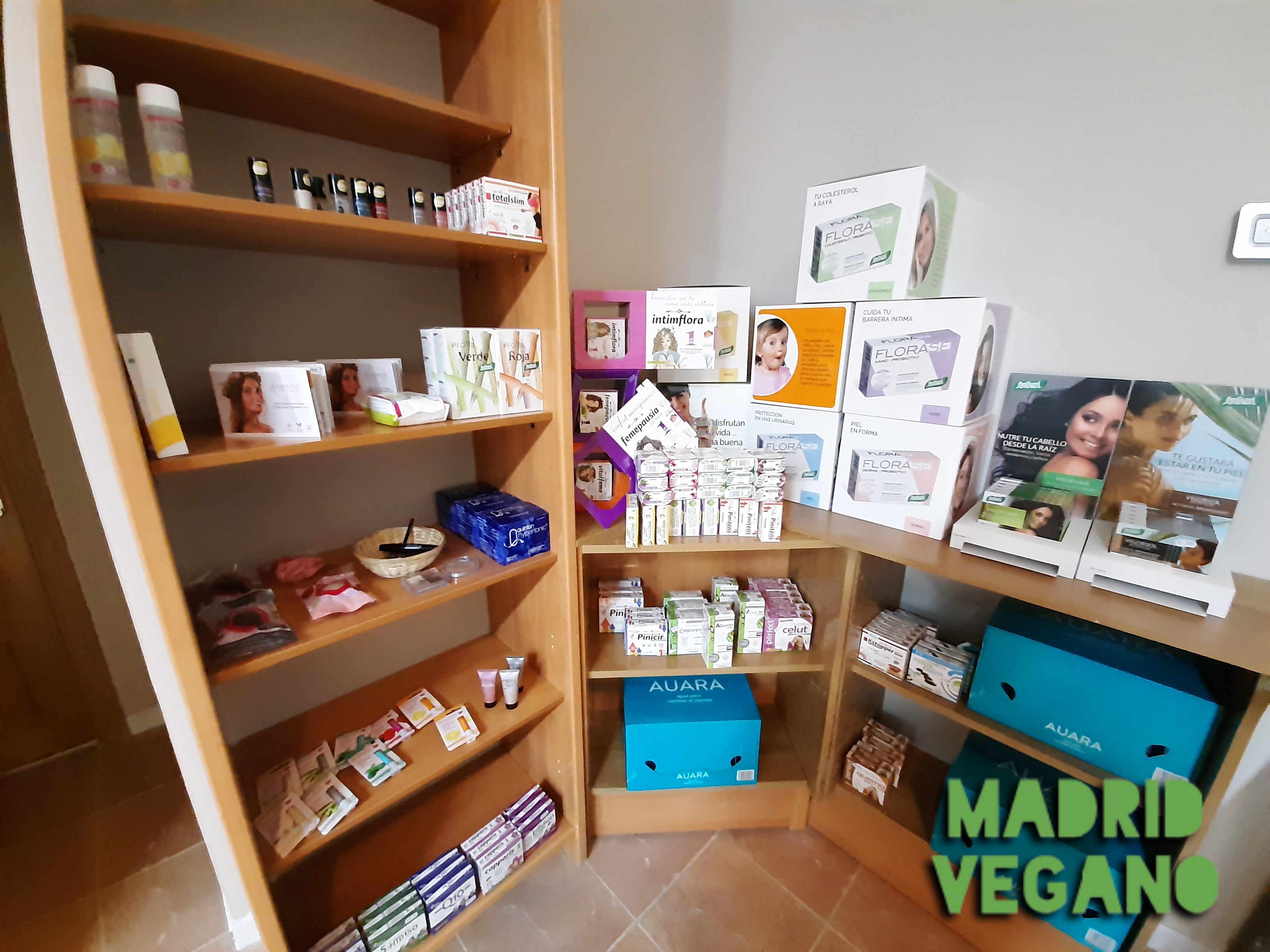 VeggieU, nueva tienda y cafetería vegana en Vallecas
