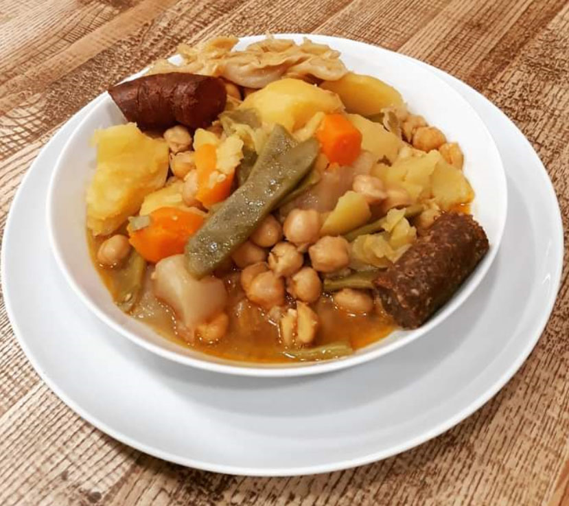 Cocido vegano en Madrid para chuparse los dedos