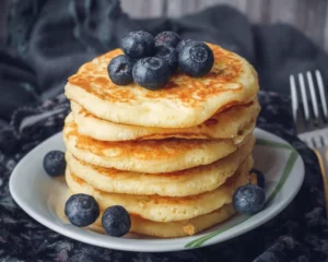 Tortitas veganas de plátano y canela: fáciles y esponjosas